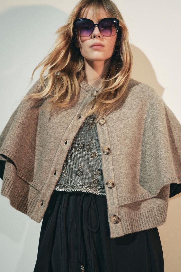 BB™ | Knit Cape Jacket