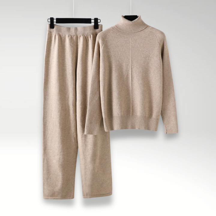 BB™ | Cable Knit Lounge Two-Piece Set