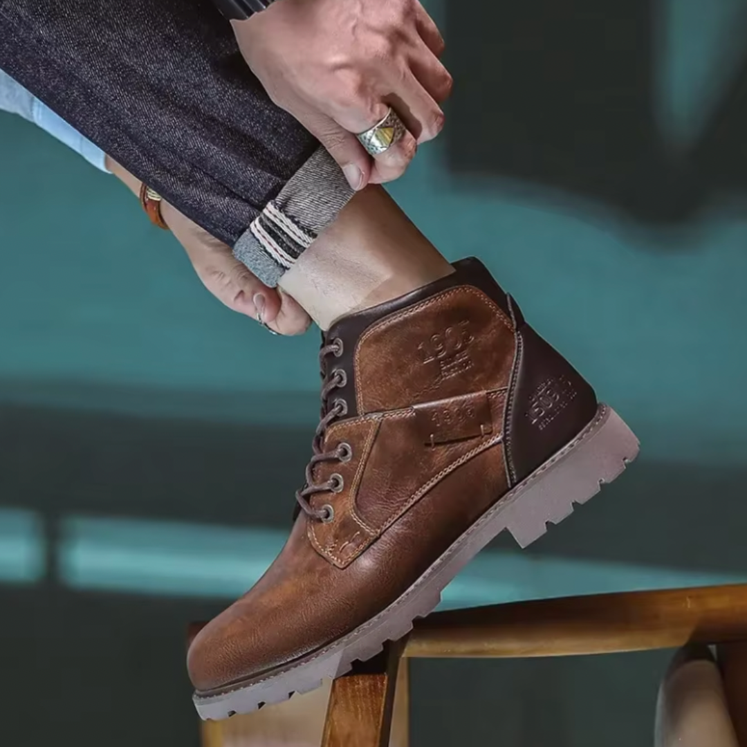 Aaron™ | Classic Leather Vintage Boots