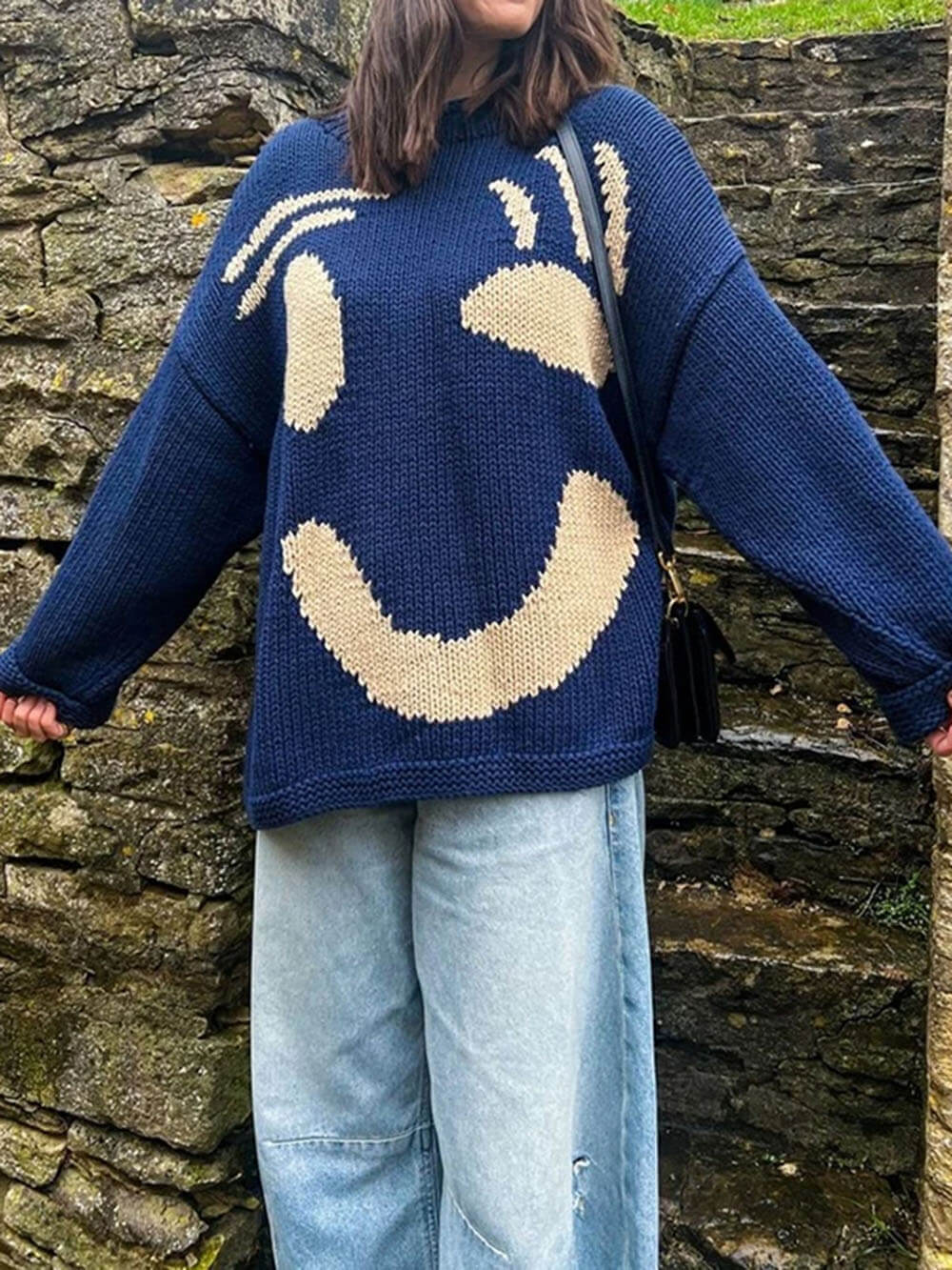 BB – Knitted Sweater Face Design