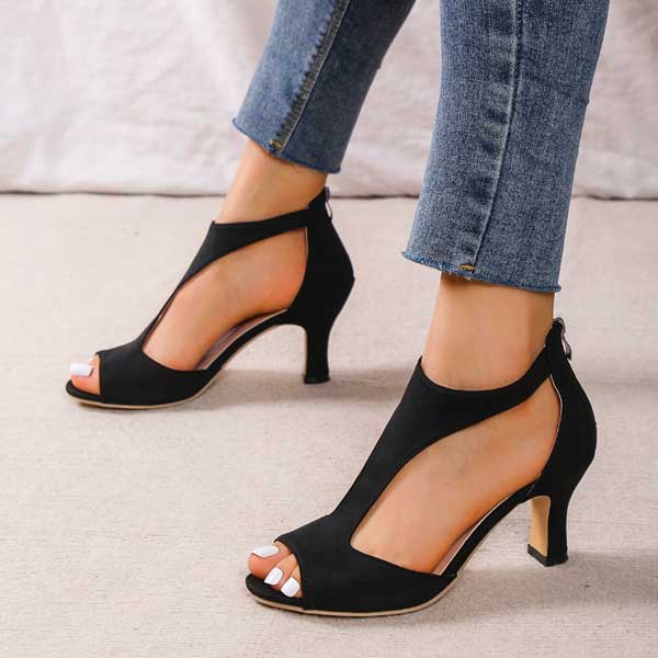 BB| Supportive Footwear